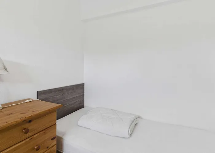 3 Pieces Climatise Avec Terrasse Et Parking Prive A - Fr-1-326-813 Apartmán